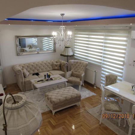 Apartman Tea 2 Banja Luka Extérieur photo